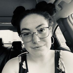 Meet your Posher, Talia